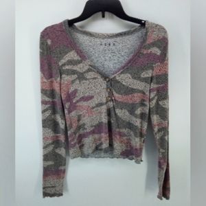 Aeropostale Pink Gray Camo Long Sleeve V-Neck Stetch Shirt XS